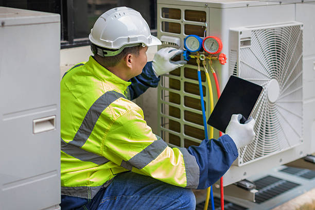 Professional Hvac technician working in Townsend, MA